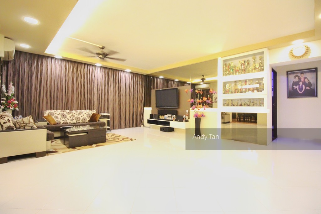 Choa Chu Kang Street 51 thumbnail photo